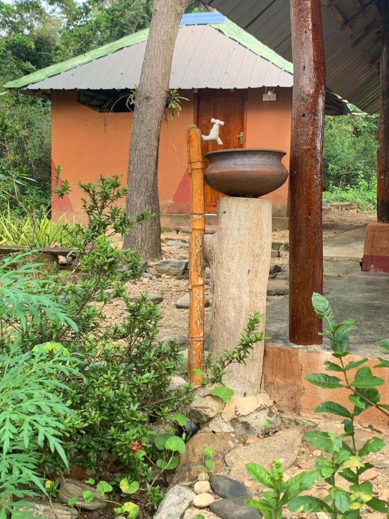 Sahana Retreat Buttala Exterior photo