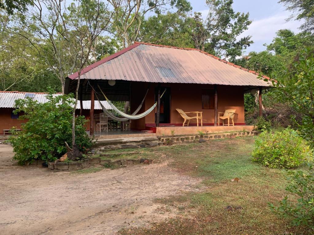 Sahana Retreat Buttala Exterior photo